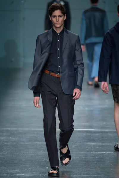 Look 36